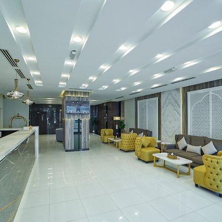 Апартаменты Afaq Tower Манама Экстерьер фото